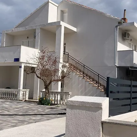 Kati - 150 M From Beach * Vodice