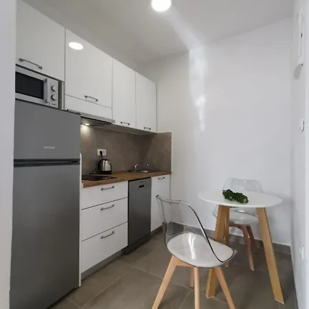 Kati - 150 M From Beach Apartment