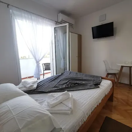 Apartment Kati - 150 M From Beach